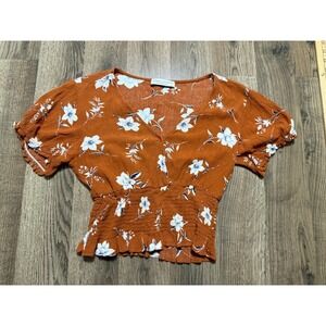 Paper Crane Shirt Women's Size Small, Orange White Blue Floral V-neck Crop Top
